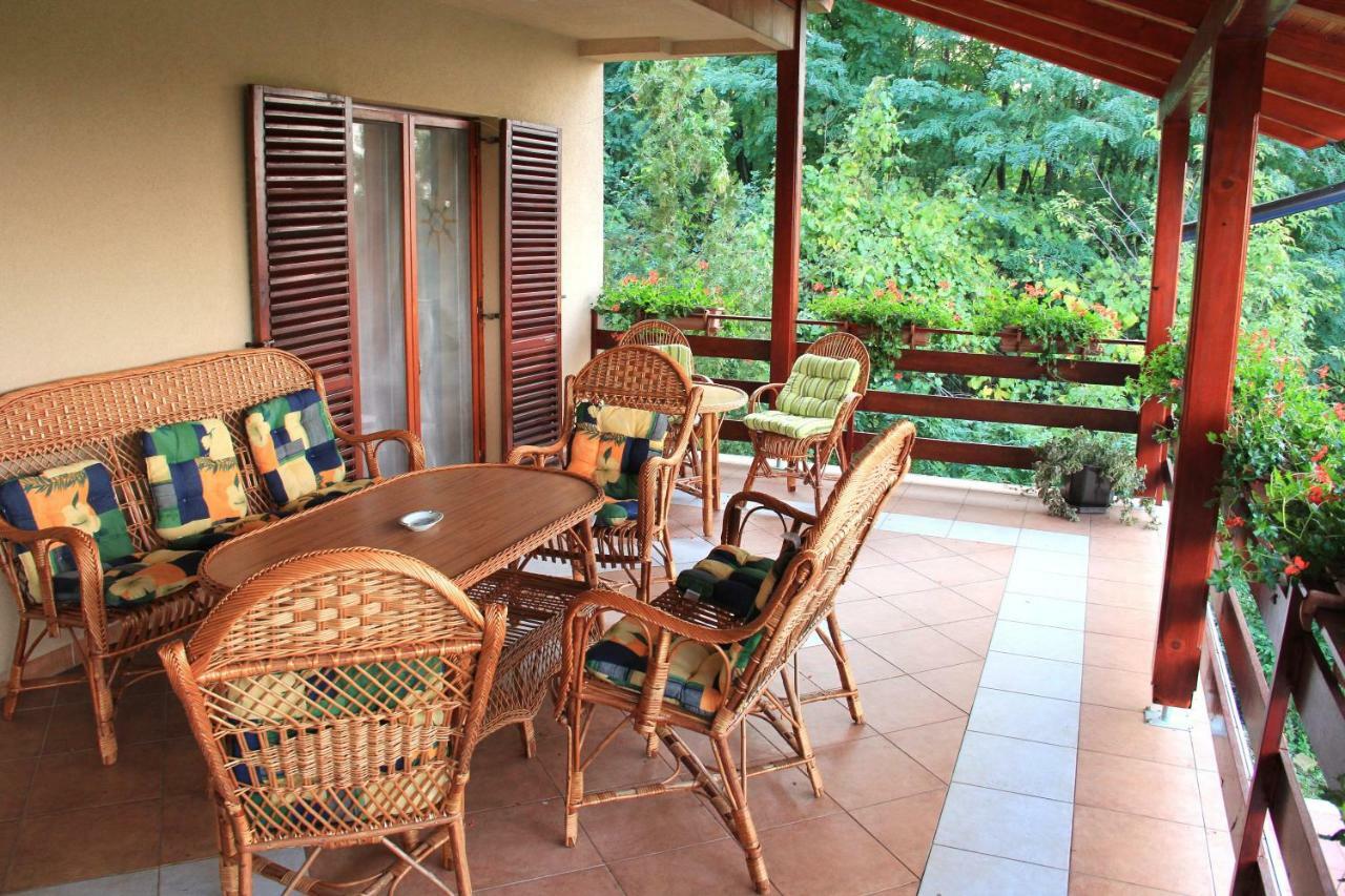 Holiday Home Nina Petrinja מראה חיצוני תמונה